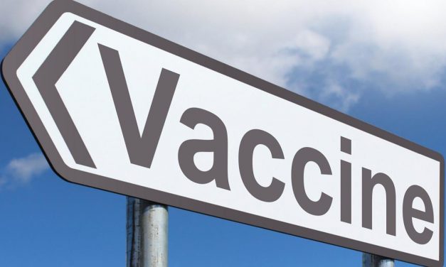 OXFAM/EMERGENCY: “I guadagni degli azionisti di Big Pharma bastano a vaccinare l’intera popolazione africana”