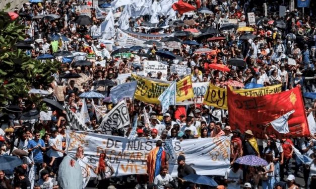 COLOMBIA. Una mobilitazione popolare di giovani e di donne