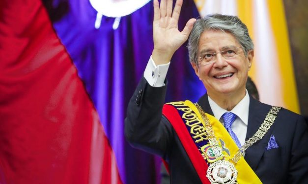ECUADOR. Ritorna la lunga notte neoliberista, si smantella lo stato sociale