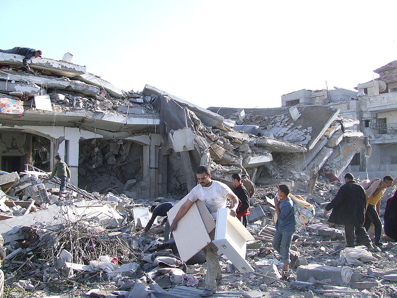 Morti 24 civili sotto le bombe a Rafah. Almeno 14 palestinesi uccisi a Nur Shams