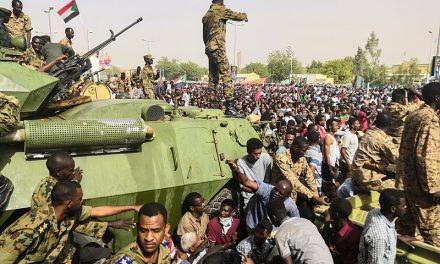 SUDAN.  Manifestazioni pro-esercito e ora si rischia il golpe