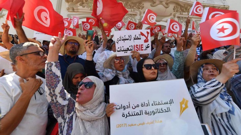 TUNISIA. Saied festeggia la sua nuova costituzione
