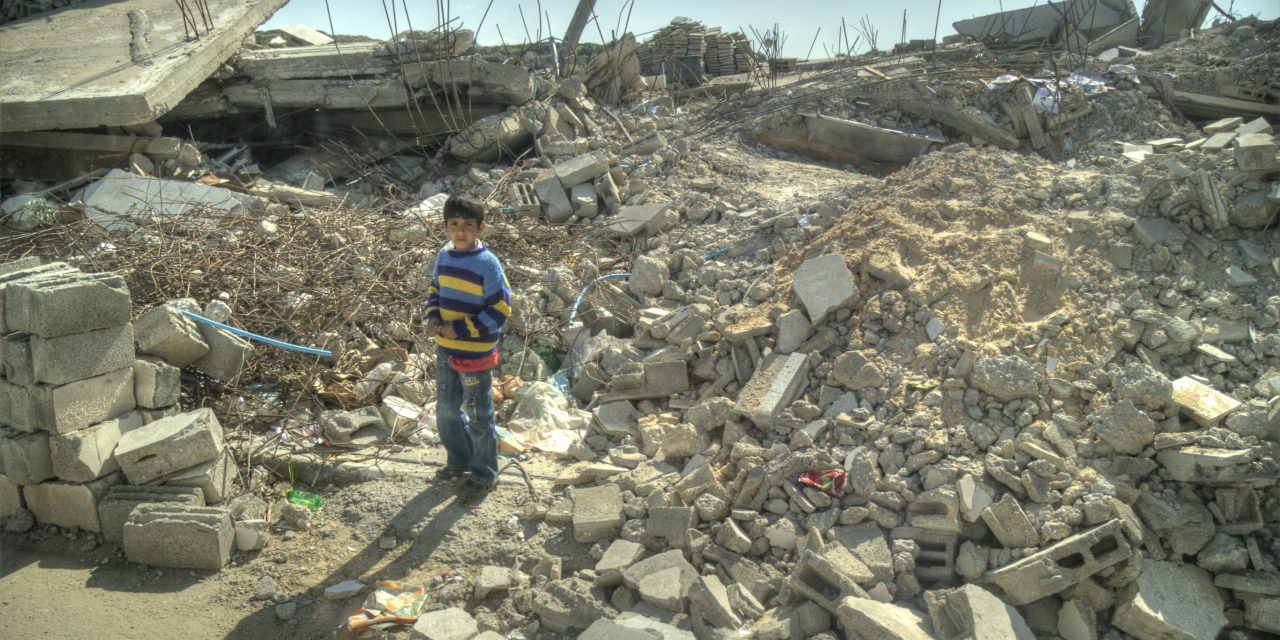 A Gaza è negato il diritto alla vita:  intervista al dottor Angelo Stefanini