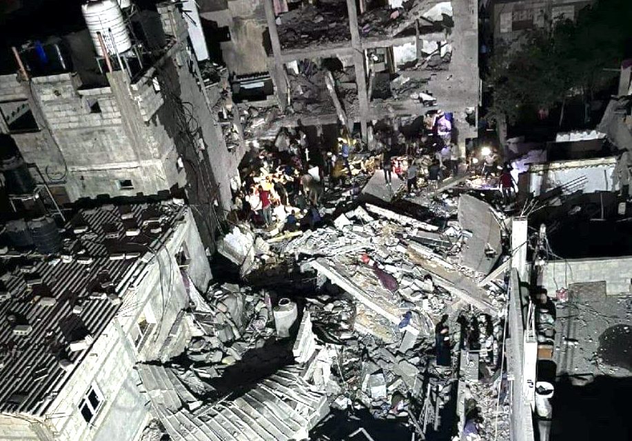 GAZA. Regge il cessate il fuoco. 44 i palestinesi uccisi, tra di essi 15 bambini e 4 donne