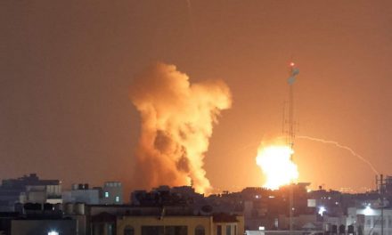 Israele attacca Gaza: morti e feriti. I palestinesi rispondono con i razzi