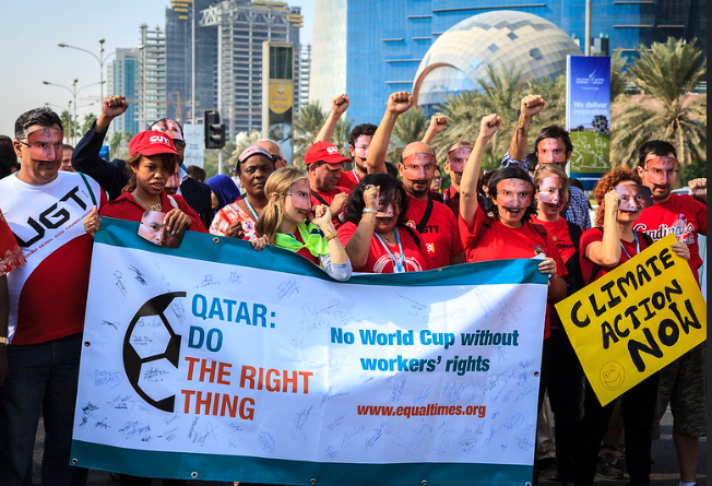 Mondiali in Qatar, Hrw chiede un risarcimento per i lavoratori