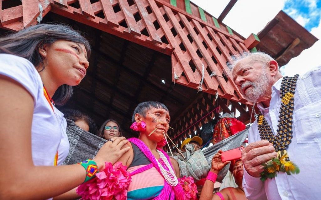 BRASILE. Lula dichiara guerra alle mafie minerarie e al genocidio degli Yanomami