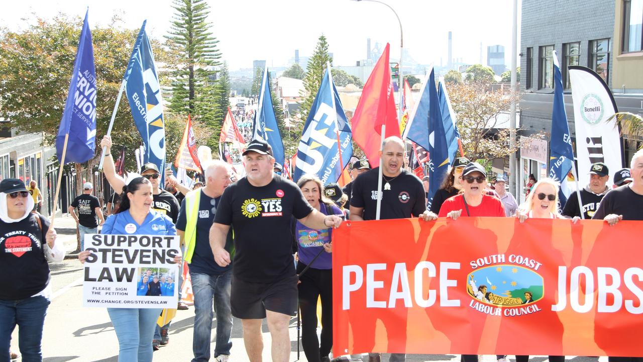 Photo of Australia: Thousands demonstrate against a base for nuclear submarines