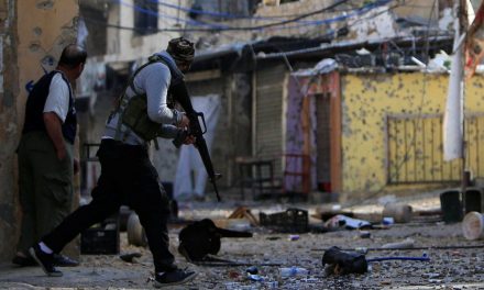 LIBANO. Salito a 18 morti bilancio scontri nel campo palestinese di Ain al Hilweh
