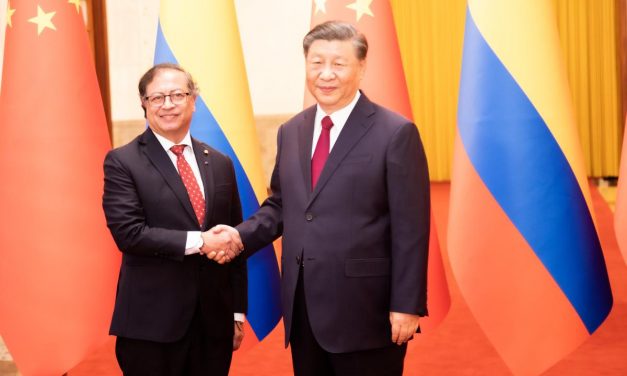 Colombia: Petro stringe relazioni strategiche con la Cina