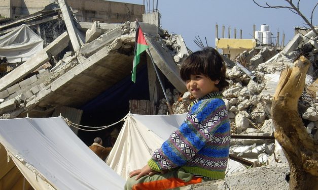 GAZA.Ong:  25mila bambini palestinesi sono rimasti orfani