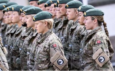 La Danimarca va alla guerra: in aumento le spese militari e leva femminile obbligatoria