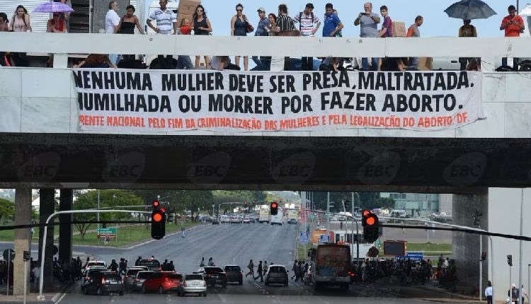 BRASILE. Deputato presenta legge che equipara l’aborto all’omicidio