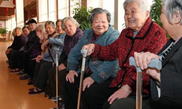 Cina. Il governo aumenta l’età pensionabile