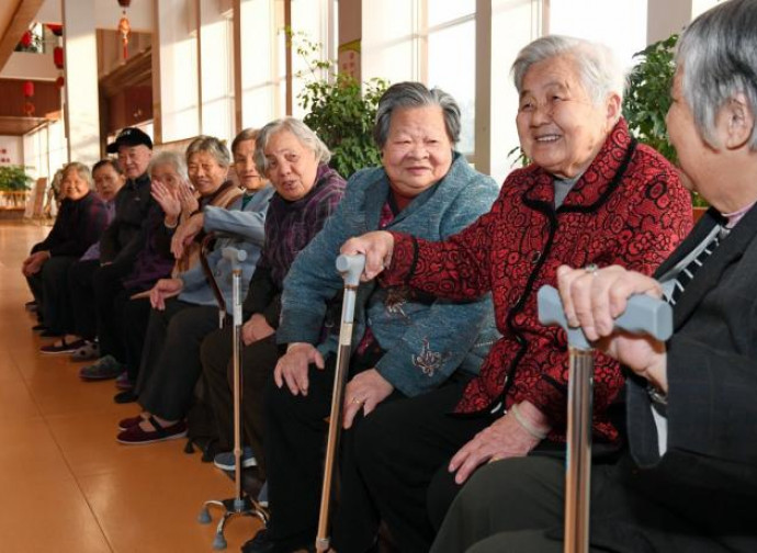 Cina. Il governo aumenta l’età pensionabile