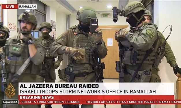 Israele chiude la sede di Al Jazeera a Ramallah