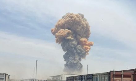 Iran: esplosione nel porto di Bandar Abbas provoca una strage