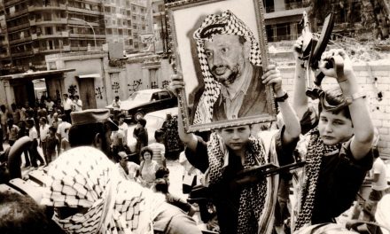 Da capro espiatorio, alla fratellanza, al ghetto: la storia dei palestinesi in Libano