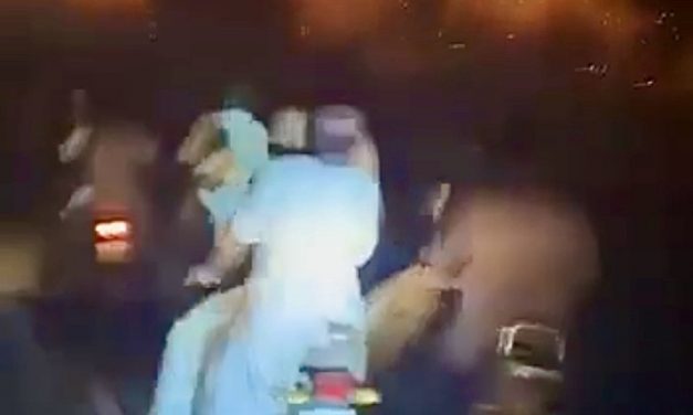 L’India attacca il Pakistan, decine di morti tra i civili