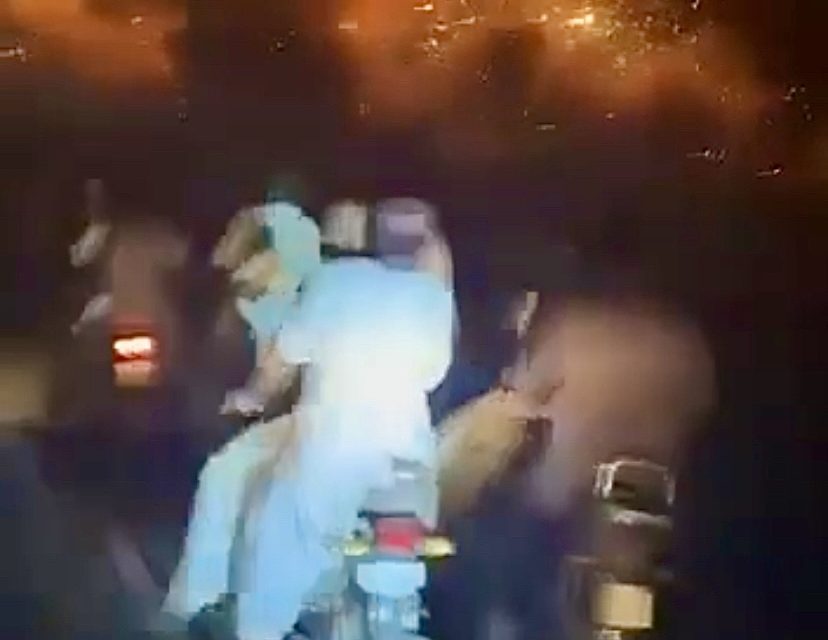L’India attacca il Pakistan, decine di morti tra i civili