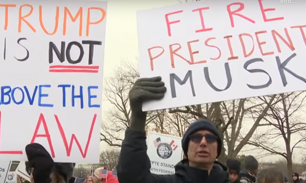 STATI UNITI. 260.000 dipendenti pubblici lasciano il lavoro a causa di Trump e Musk