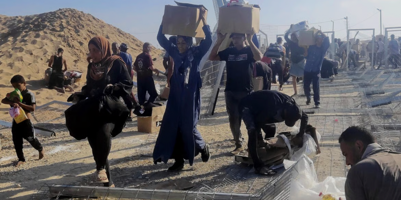 Gaza, attacchi israeliani su chi cerca del cibo