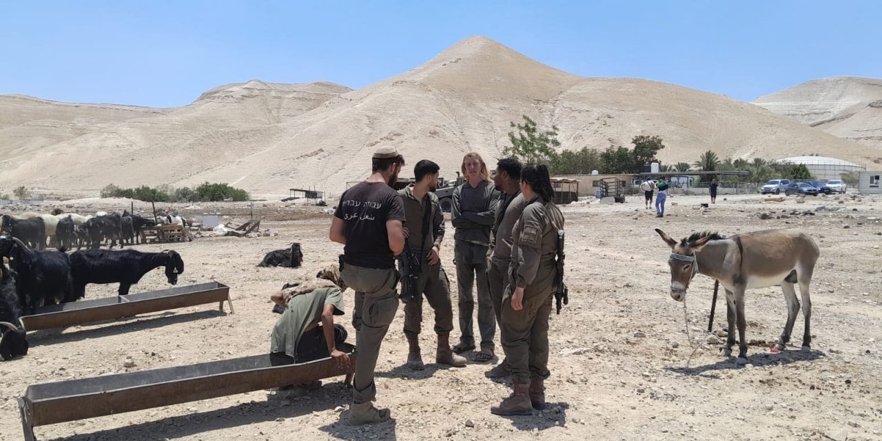 REPORTAGE. Cisgiordania: l’avamposto dei coloni israeliani sulle ceneri di Al Muarrajat