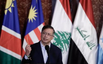 Petro: “la Colombia via dalla Nato”