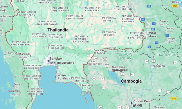 Scontri e bombardamenti al confine tra Thailandia e Cambogia
