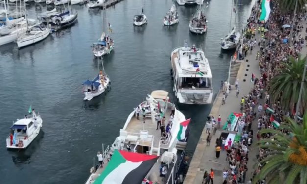 GAZA. Israele minaccia, ma la Global Sumud Flotilla è partita