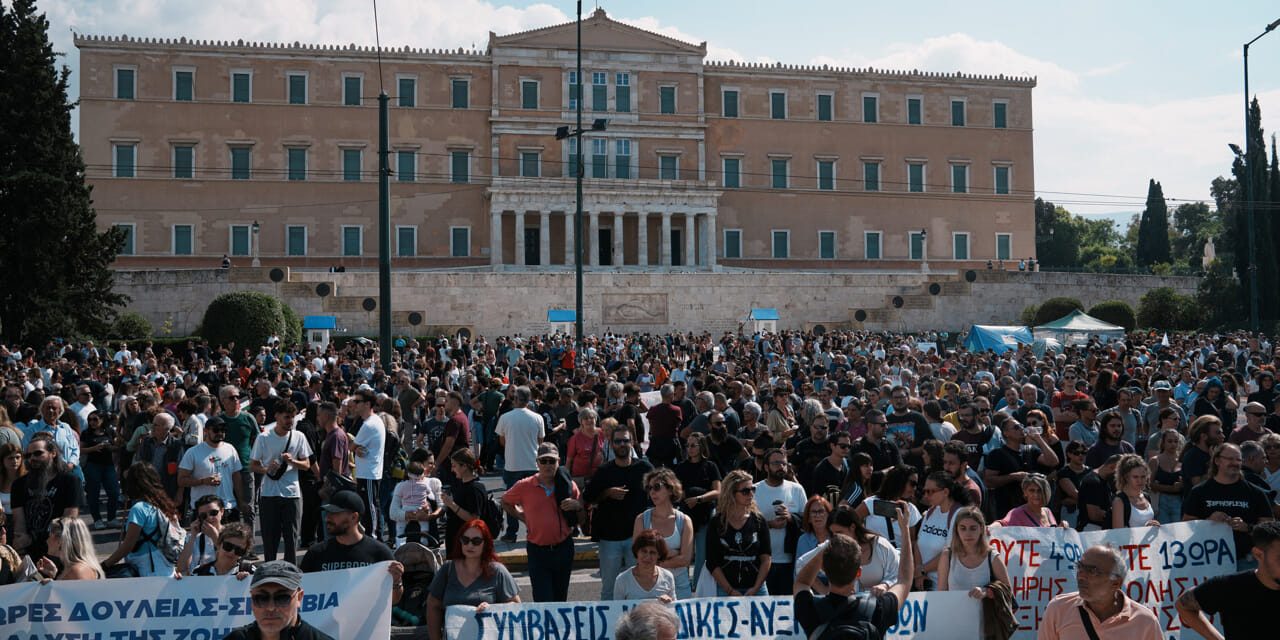 Grecia. Sciopero generale contro la giornata lavorativa di 13 ore