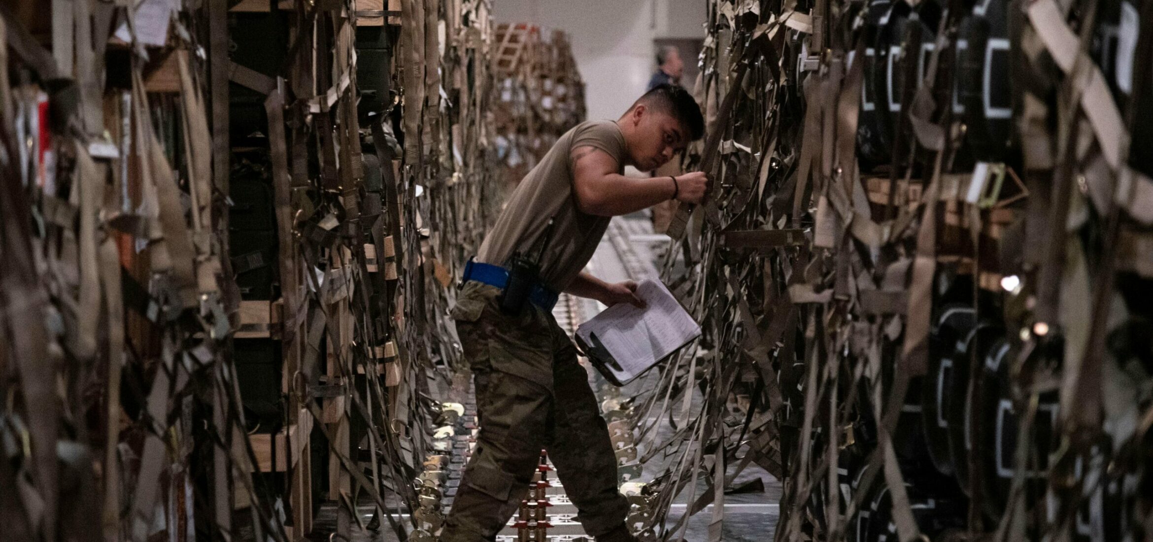 Armi italiane all’Ucraina, affari d’oro e consegne secretate