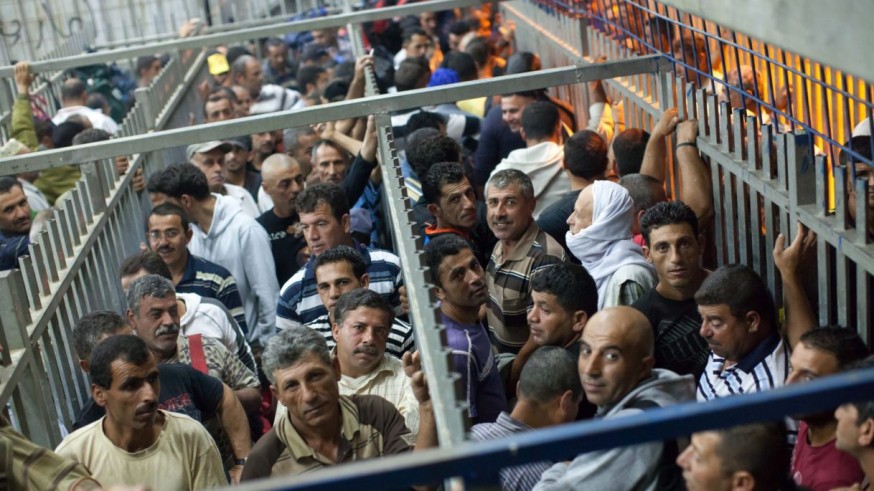 INCHIESTA. Permessi di lavoro in Israele a caro prezzo per i manovali palestinesi