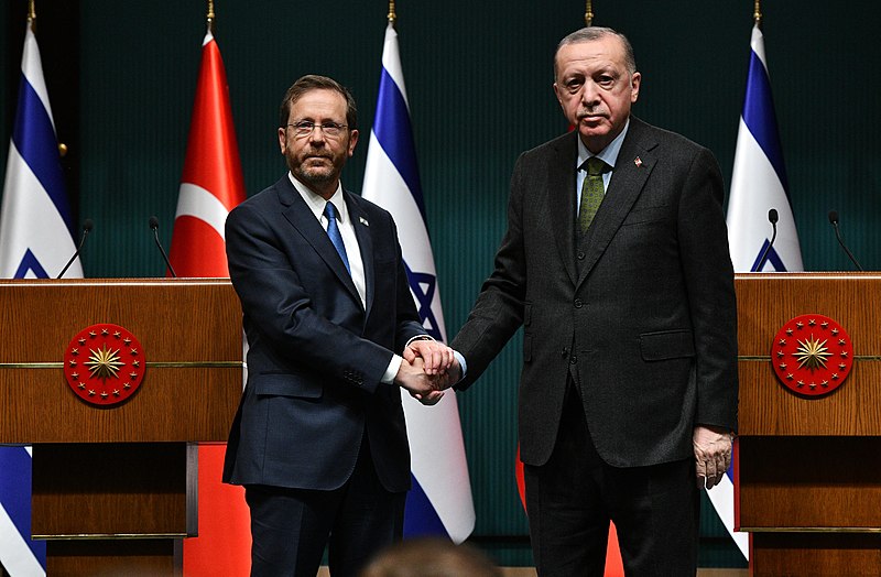 Erdogan abbandona Hamas, militanti espulsi dalla Turchia