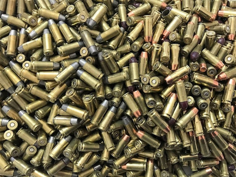 Italia-Egitto: i diritti umani e Giulio Regeni vengono dopo la vendita delle armi