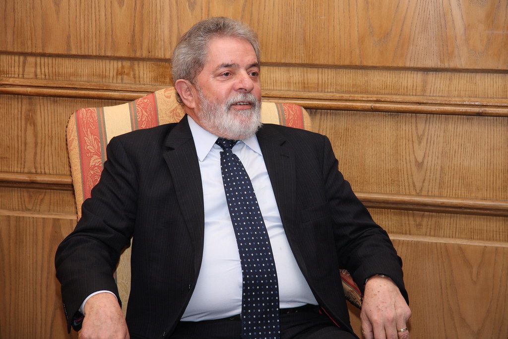 Il Brasile vira a sinistra: Lula presidente, sconfitto Bolsonaro