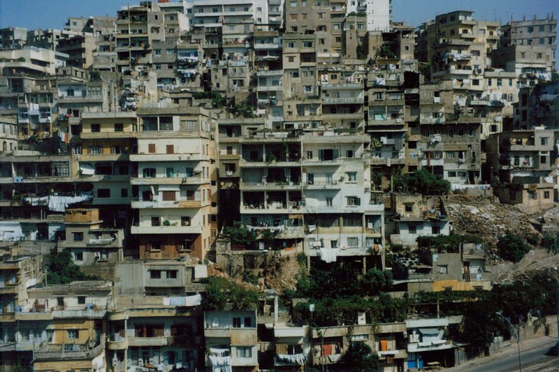 TRIPOLI DEL LIBANO. La povertà nella “città dei miliardari” provoca una migrazione letale