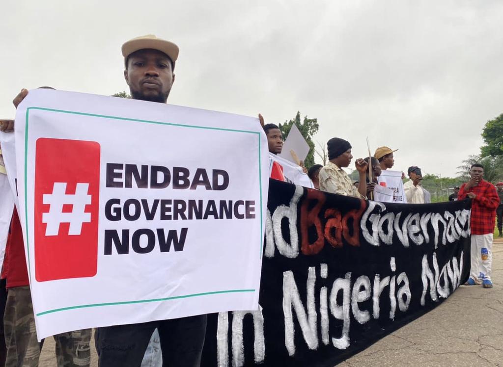 NIGERIA. Il movimento #EndbadGovernance fa i conti con la repressione e l’emergenza sociale