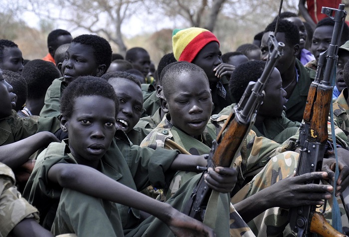 Sierra Leone. Dai diamanti nascono i bambini soldato