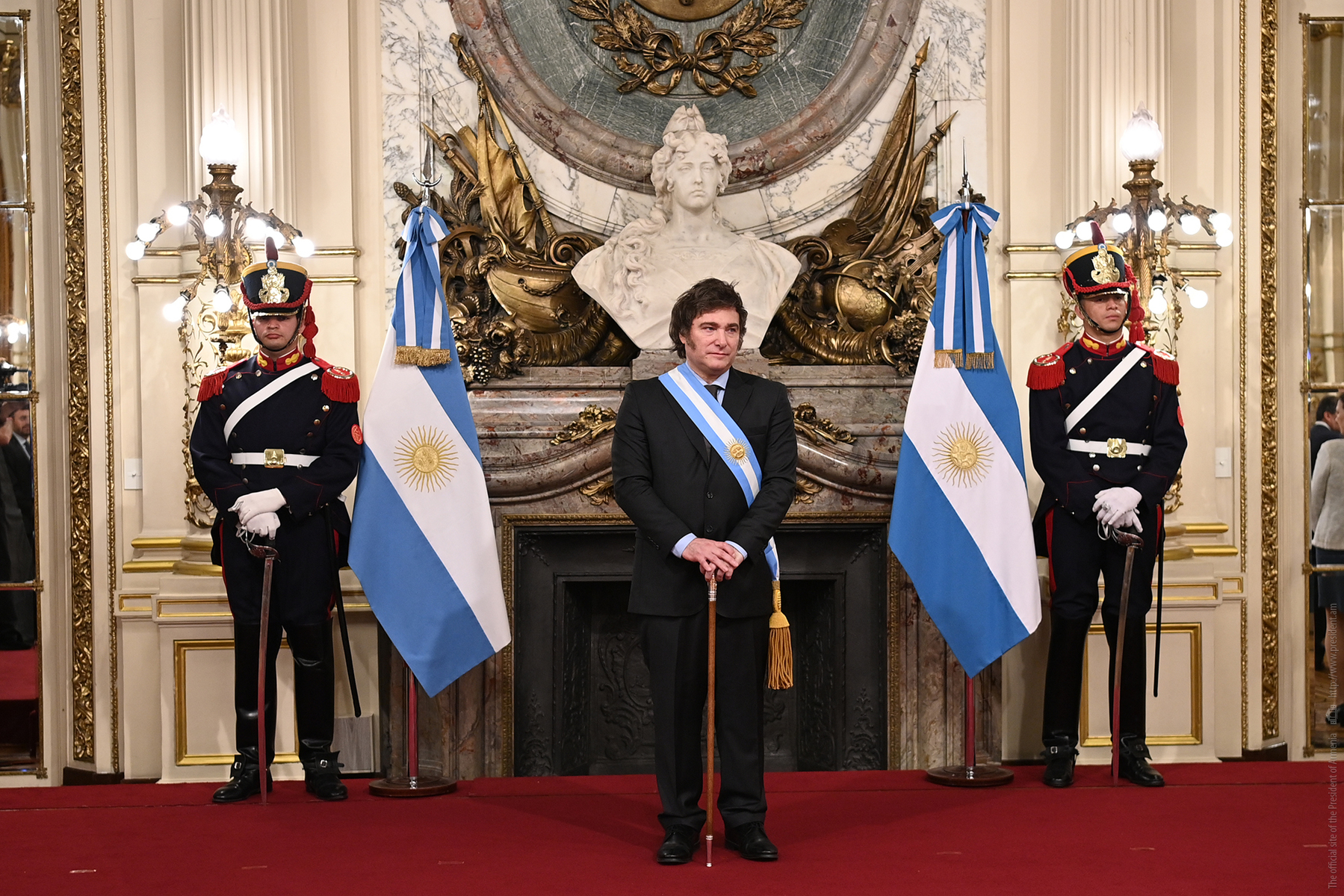 Argentina, il consenso di Milei crolla al 30 per cento