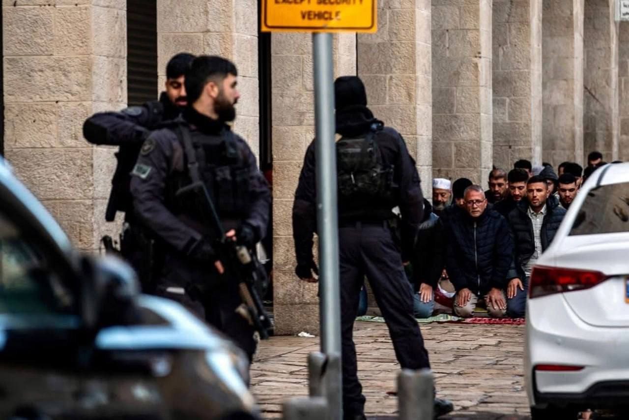 Attaccati i fedeli di Gerusalemme, sfollata la Cisgiordania, chiusa Gaza