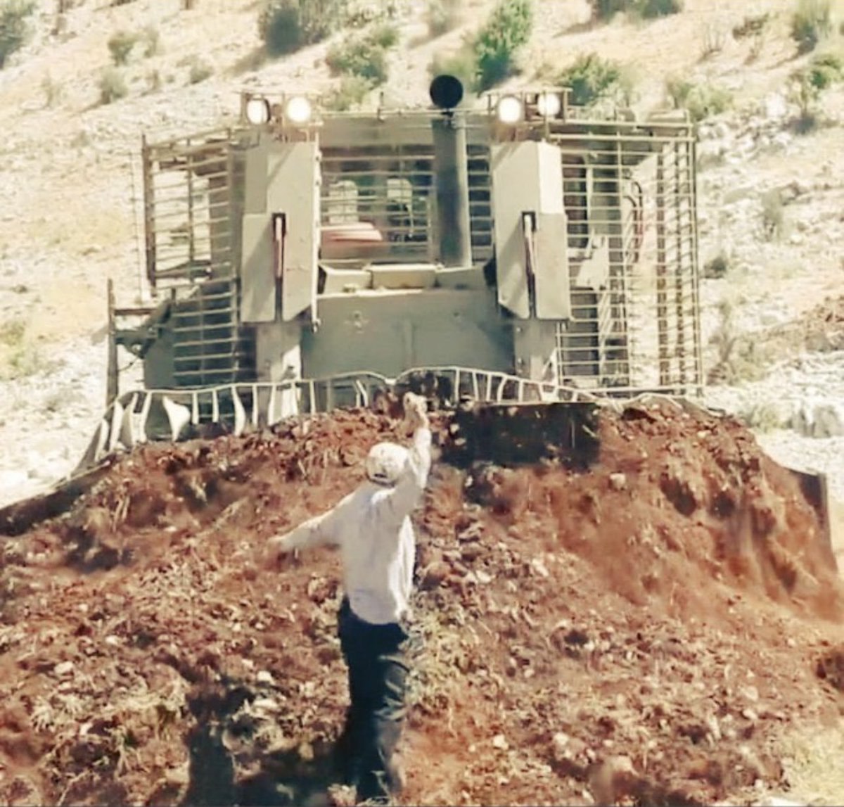 Scontri e tensione sul confine tra Libano e Israele