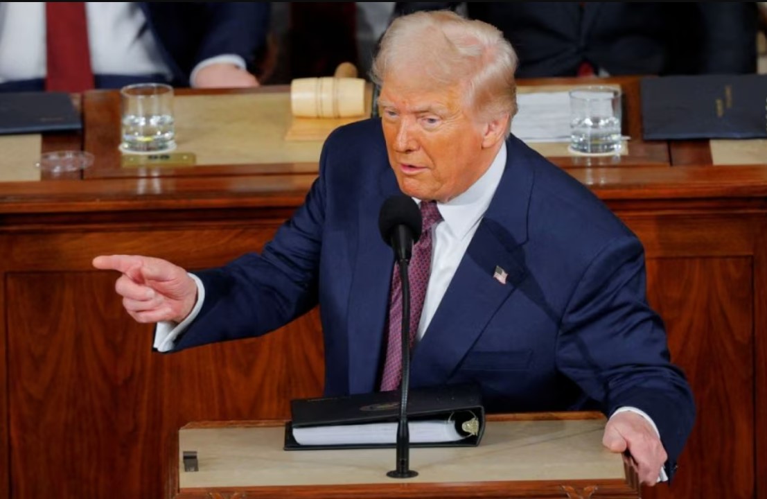 Crolla il castello di dazi di Trump