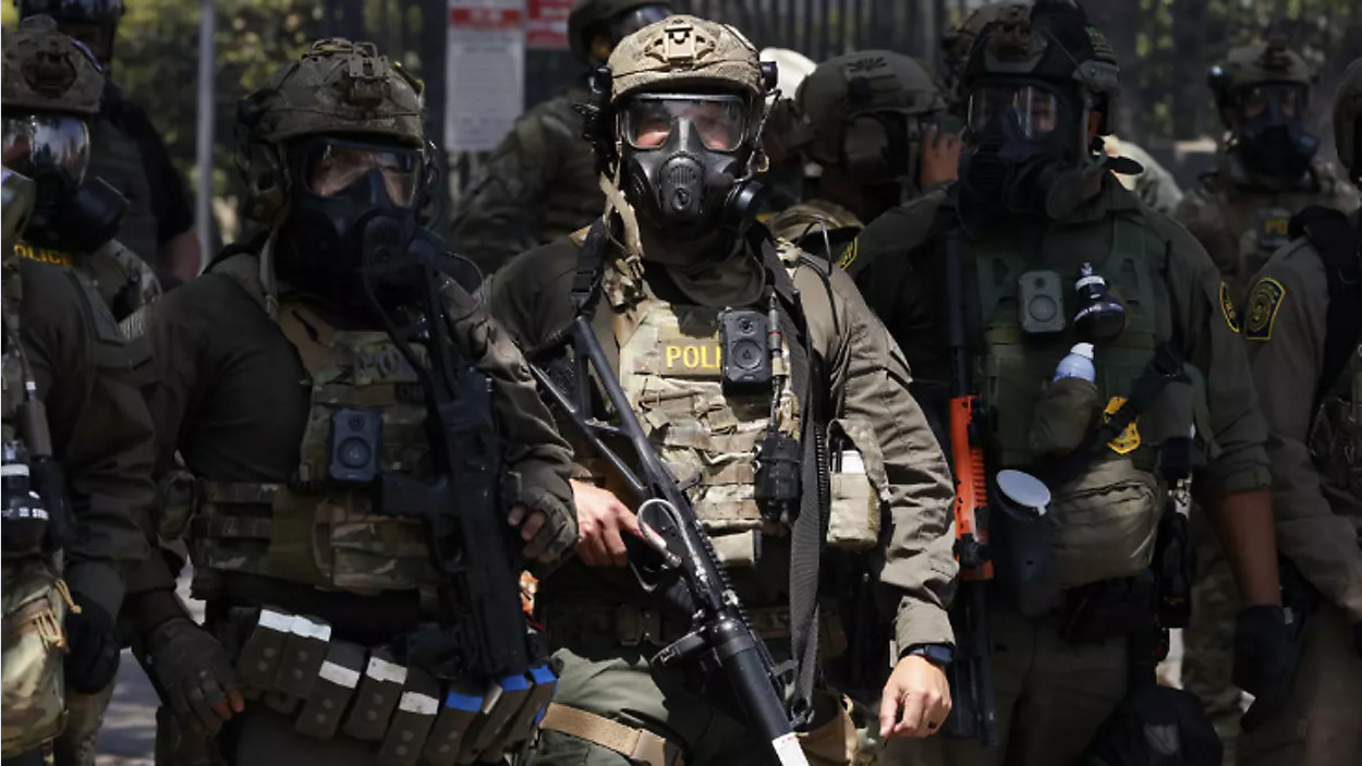 STATI UNITI. “L’ICE funziona come un esercito di occupazione. Lo so perché ne ho fatto parte”