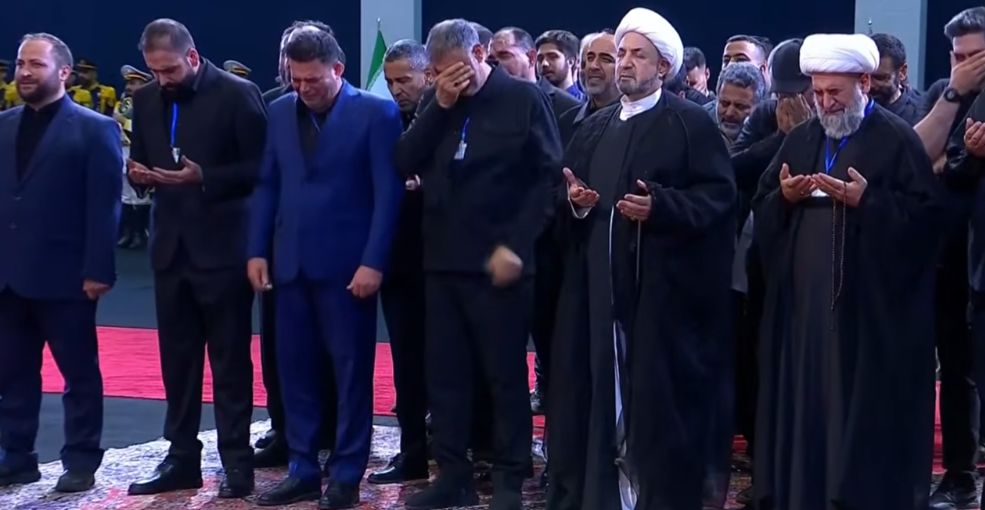 IRAN. I funerali di Ali Khamenei come prova di forza
